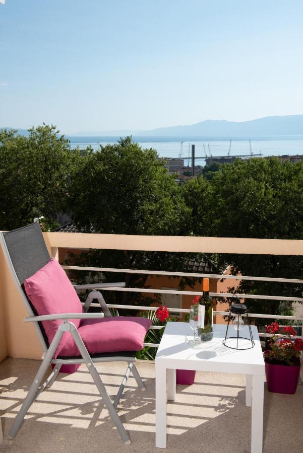 Lari Apartman