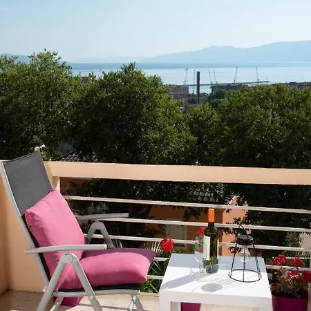Apartman Lari Rijeka Exterior photo